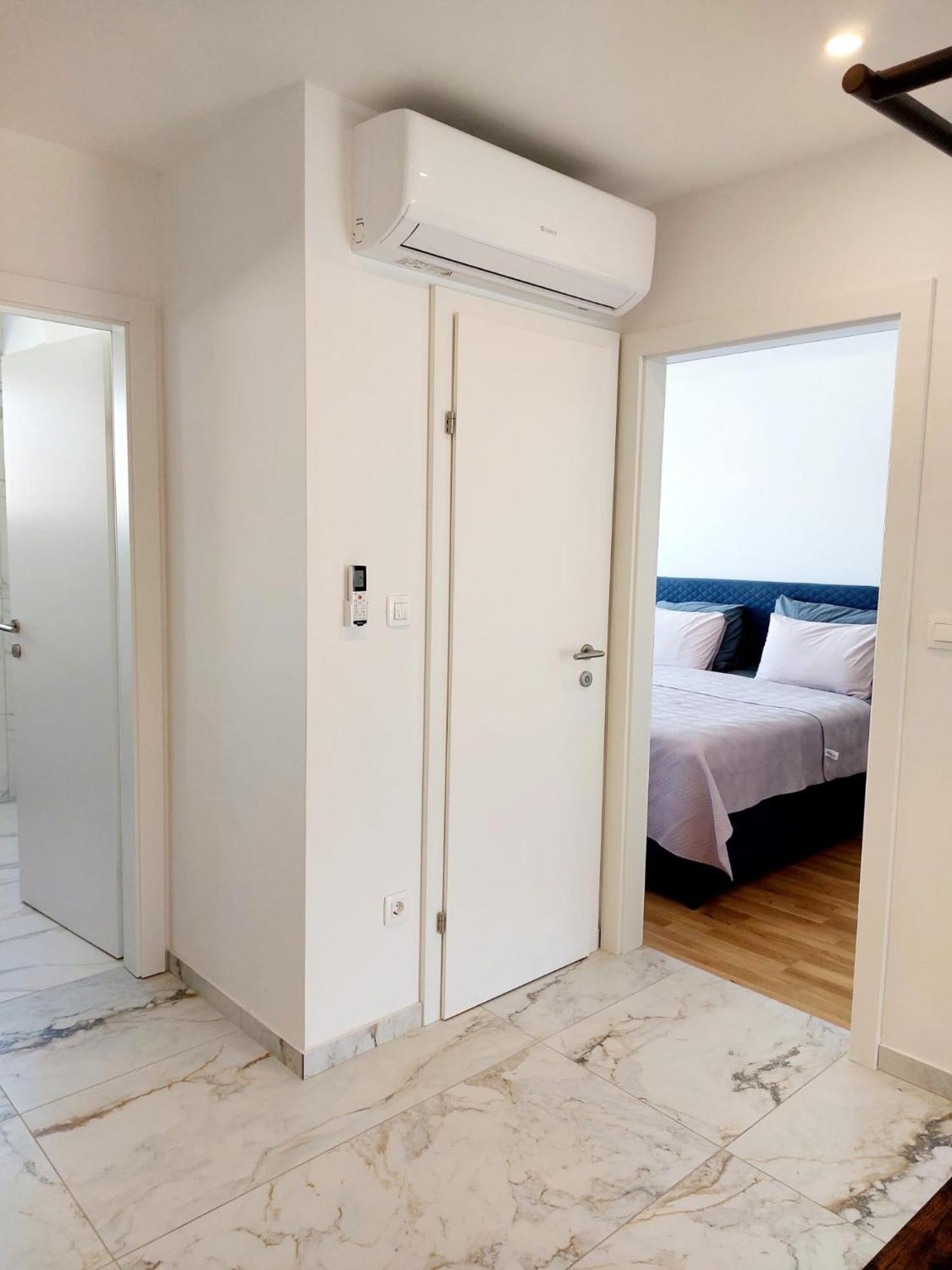 Comfort 2 Bedroom Apartment 10Min Walk From Center And Beach Split Kültér fotó